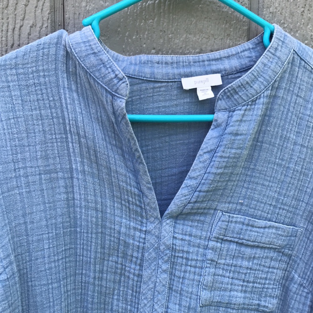 Pure Jill. Size medium petite. Light Blue Textured Blouse - Picture 4 of 7